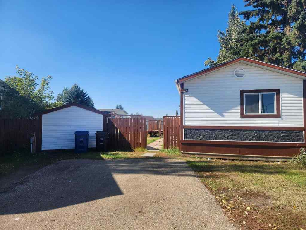 MLS® A2265843 - Unit #34 4922 Womacks Road  in Blackfalds MHP Blackfalds, Mobile