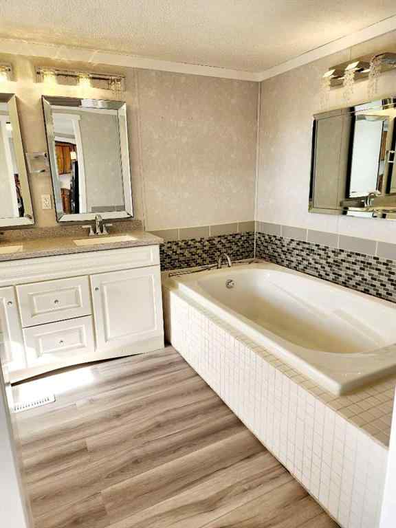 MLS® A2265843 - Unit #34 4922 Womacks Road  in Blackfalds MHP Blackfalds, Mobile