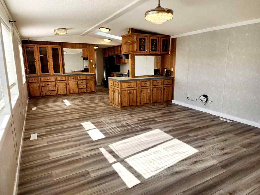 MLS® A2265843 - Unit #34 4922 Womacks Road  in Blackfalds MHP Blackfalds, Mobile