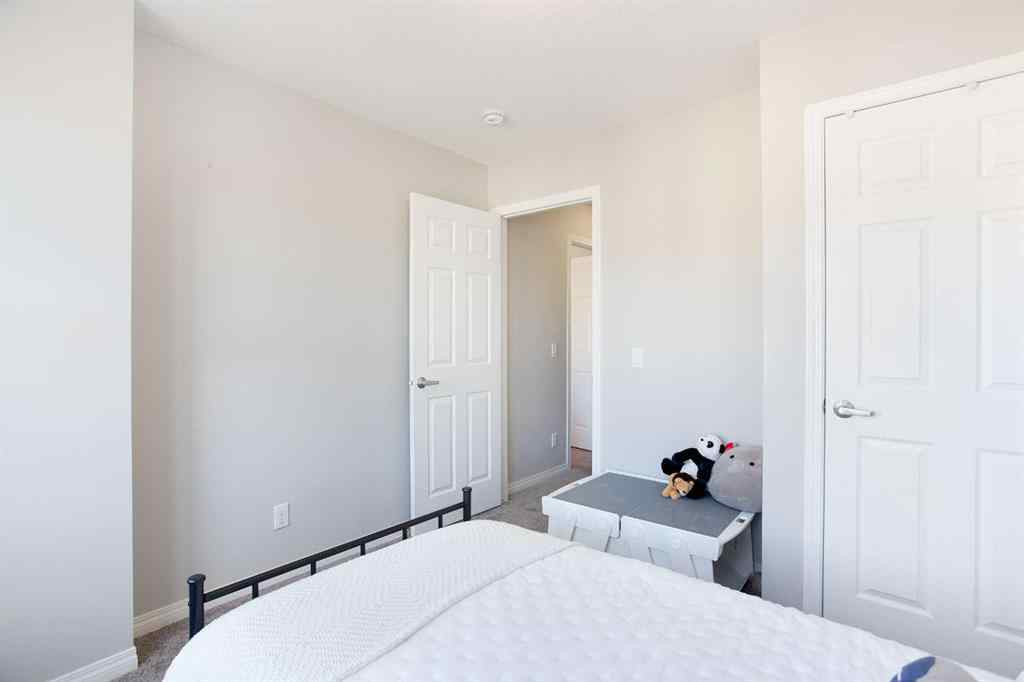 MLS® A2265844 - 214 Hillcrest Gardens SW in Hillcrest Airdrie, Residential