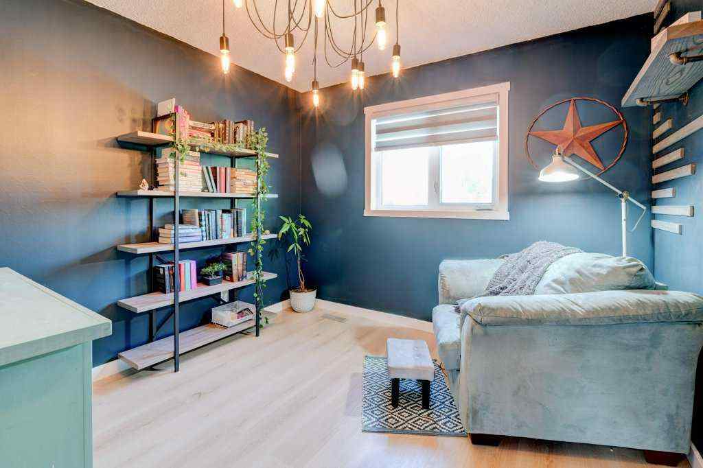 MLS® A2265849 - 15 Chaparral Crescent SE in Chaparral Calgary, Residential