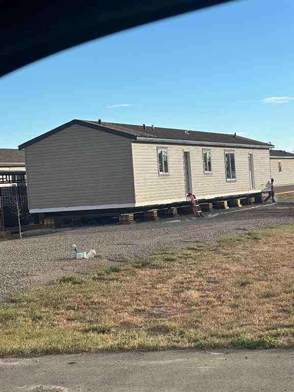 MLS® A2265850 - 2014 Sunflower Crescent  in NONE Coaldale, Residential