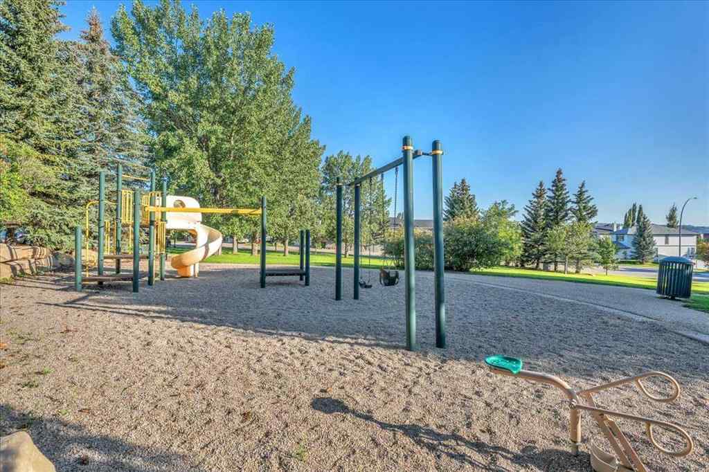 MLS® A2265851 - 20 Tuscany Ridge Green NW in Tuscany Calgary, Residential