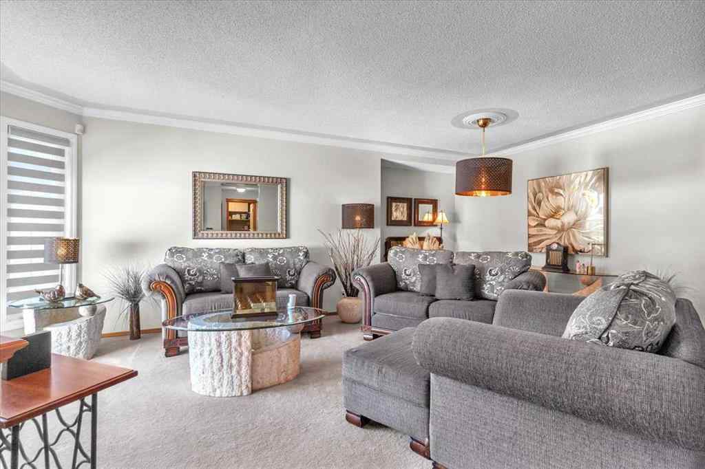 MLS® A2265851 - 20 Tuscany Ridge Green NW in Tuscany Calgary, Residential