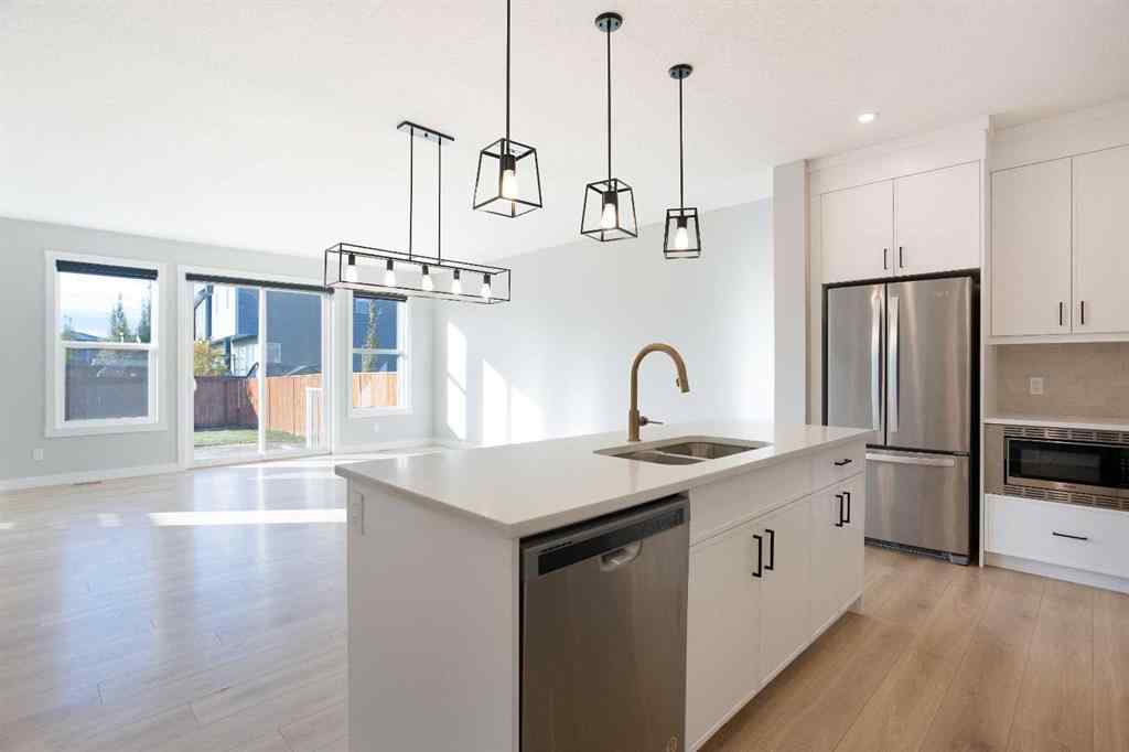 MLS® A2265852 - 125 Cranbrook Gardens SE in Cranston Calgary, Residential