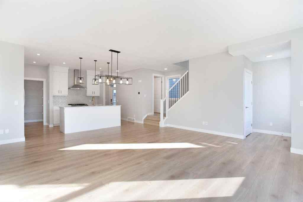 MLS® A2265852 - 125 Cranbrook Gardens SE in Cranston Calgary, Residential