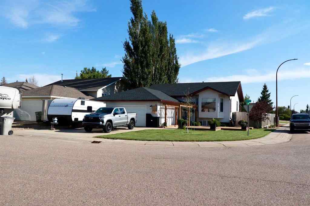 MLS® A2265854 - 6315 41 Street  in Parkview Estates Lloydminster, Residential