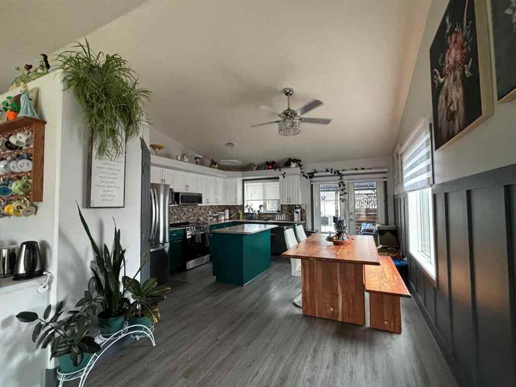 MLS® A2265854 - 6315 41 Street  in Parkview Estates Lloydminster, Residential