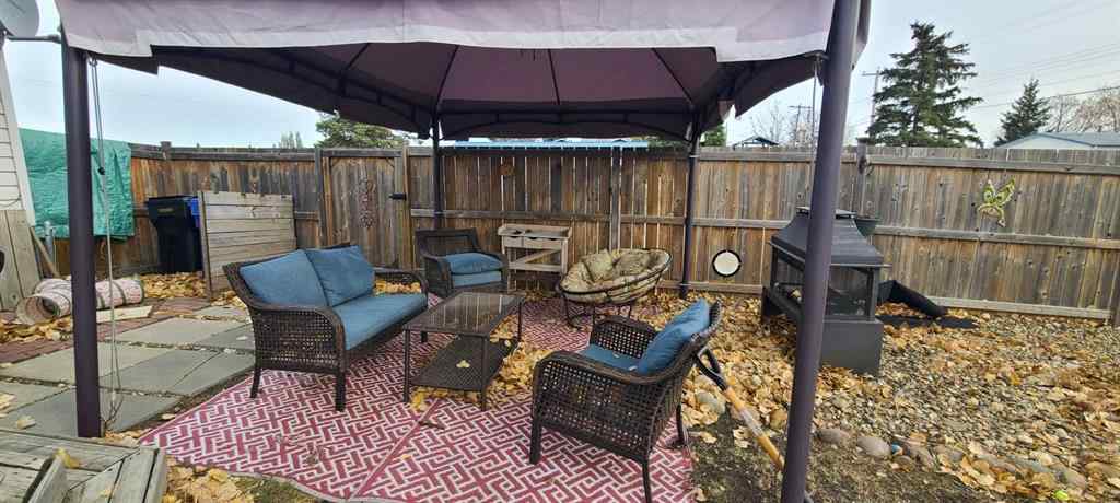 MLS® A2265855 - 4601 50 Avenue  in NONE Grimshaw, Residential