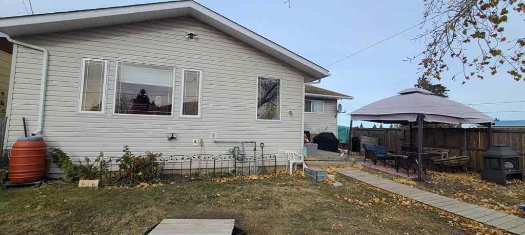MLS® A2265855 - 4601 50 Avenue  in NONE Grimshaw, Residential