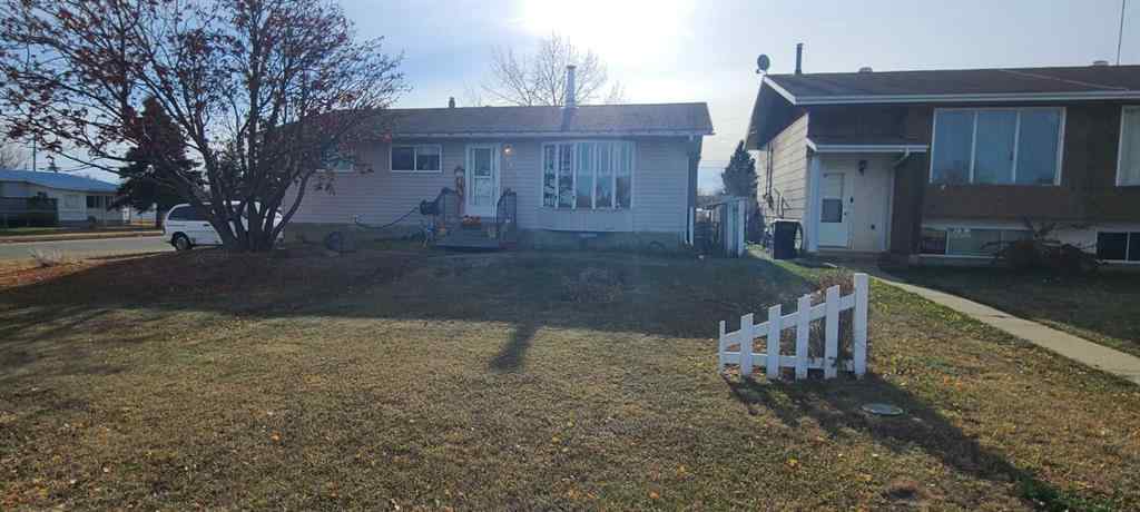 MLS® A2265855 - 4601 50 Avenue  in NONE Grimshaw, Residential