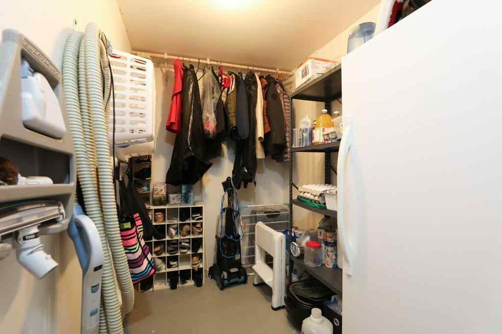 MLS® A2265861 - 43 Sherwood Boulevard W in Ridgewood Lethbridge, Residential