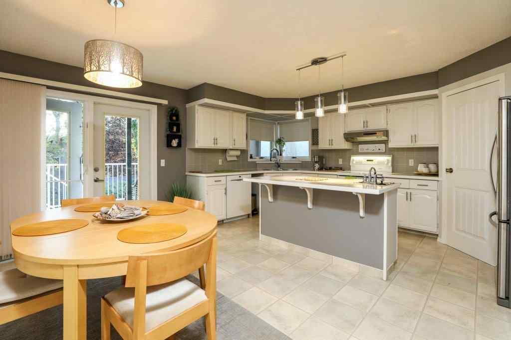 MLS® A2265861 - 43 Sherwood Boulevard W in Ridgewood Lethbridge, Residential