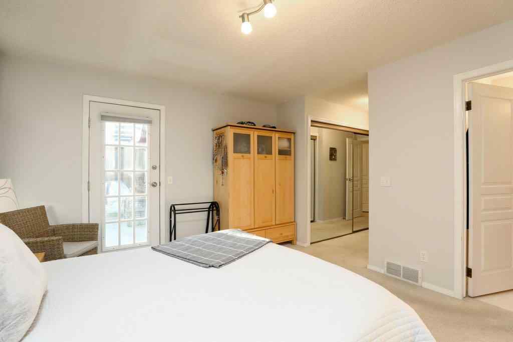 MLS® A2265861 - 43 Sherwood Boulevard W in Ridgewood Lethbridge, Residential