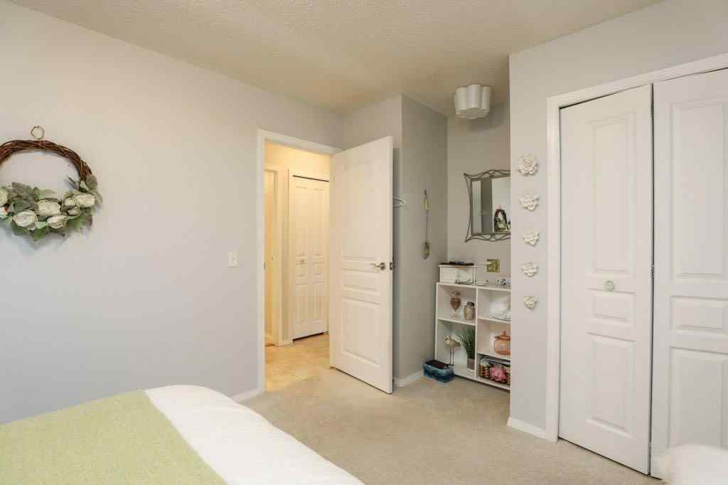 MLS® A2265861 - 43 Sherwood Boulevard W in Ridgewood Lethbridge, Residential