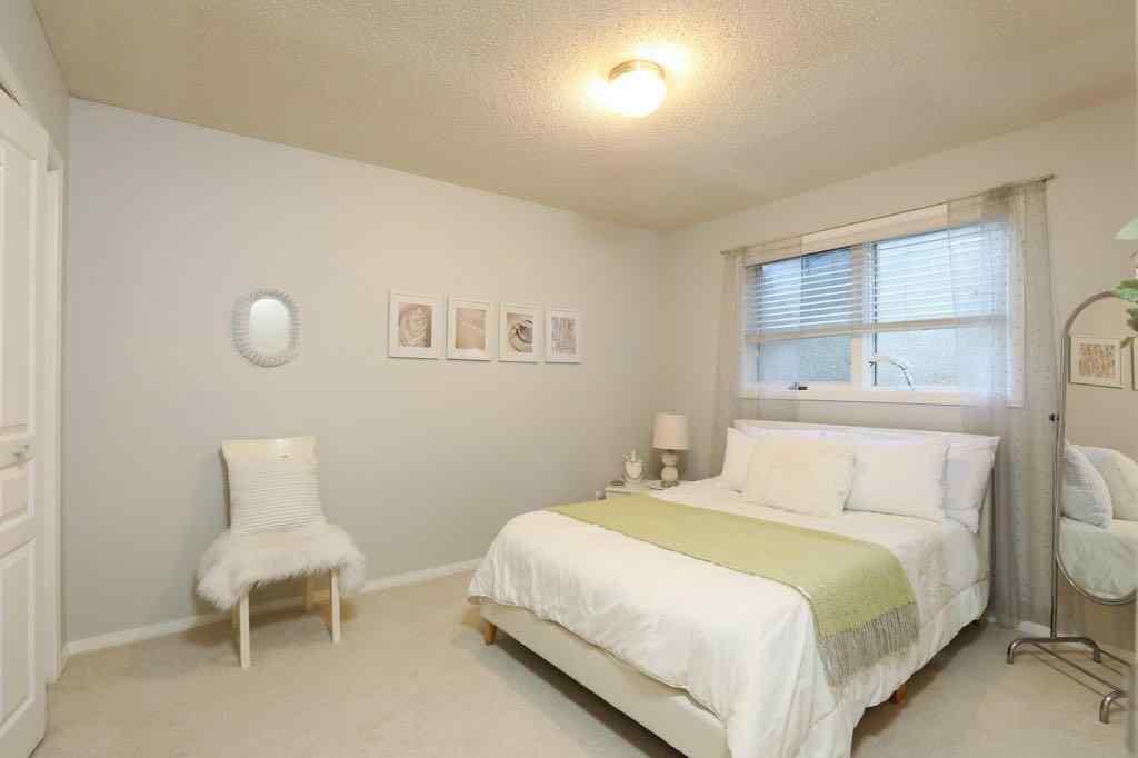 MLS® A2265861 - 43 Sherwood Boulevard W in Ridgewood Lethbridge, Residential