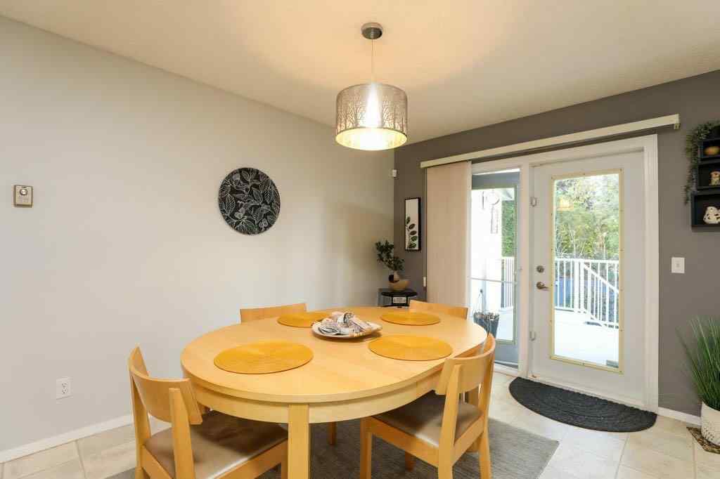 MLS® A2265861 - 43 Sherwood Boulevard W in Ridgewood Lethbridge, Residential