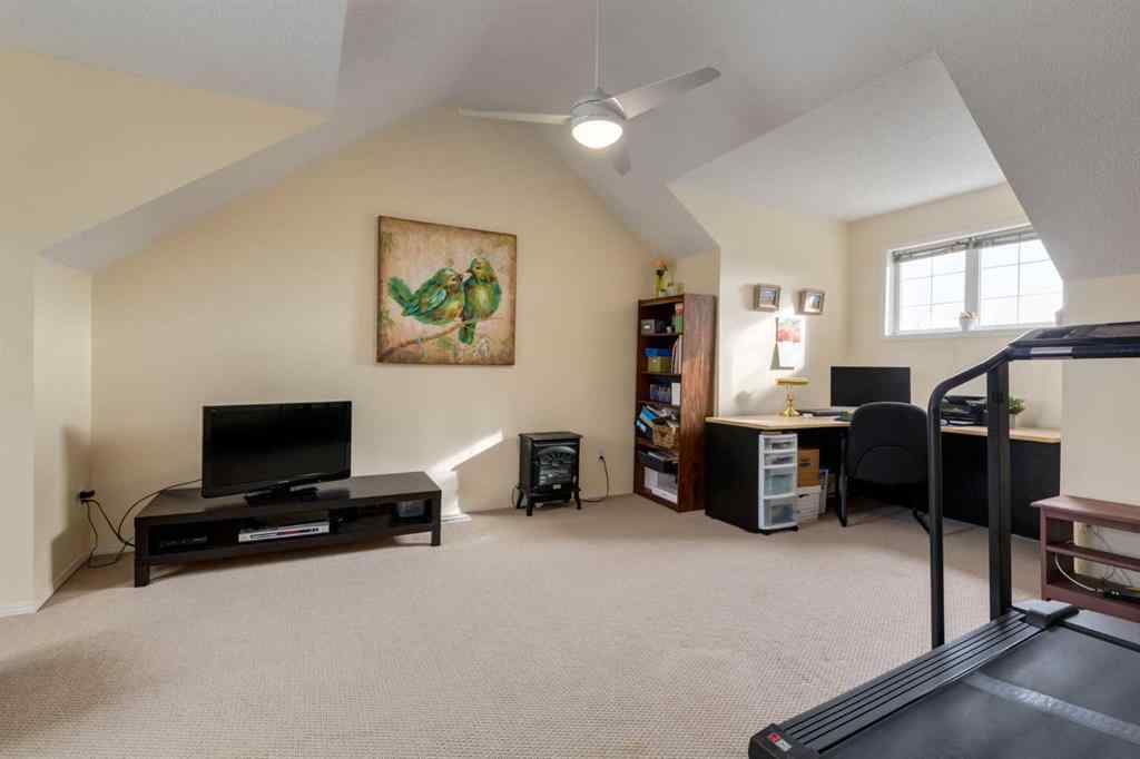 MLS® A2265864 - 1532 34 Avenue SW in South Calgary Calgary, Residential