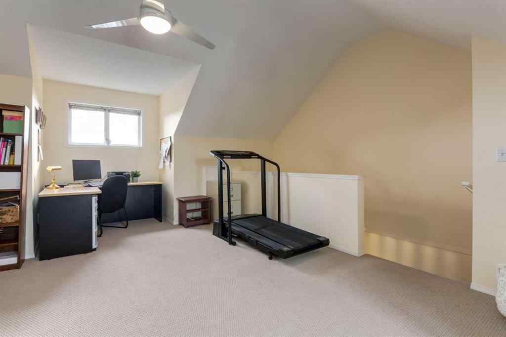 MLS® A2265864 - 1532 34 Avenue SW in South Calgary Calgary, Residential