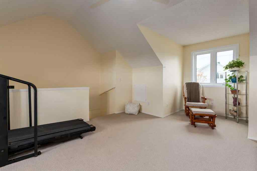 MLS® A2265864 - 1532 34 Avenue SW in South Calgary Calgary, Residential