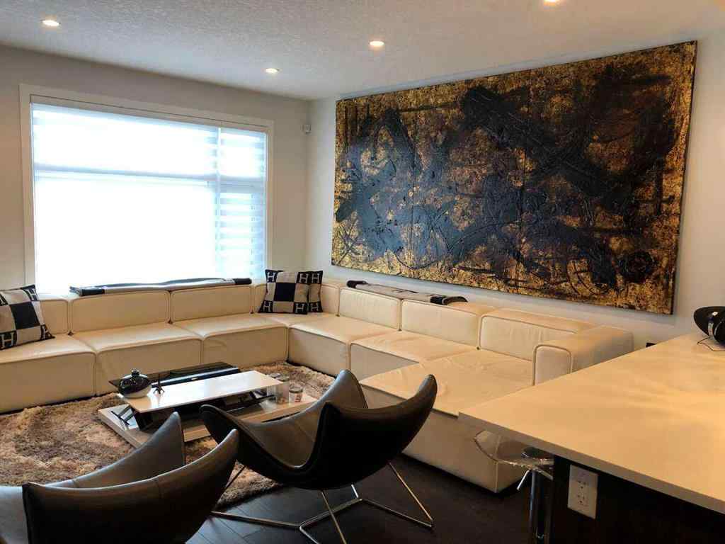 MLS® A2265865 - 2312 Westmount Road NW in West Hillhurst Calgary, Residential