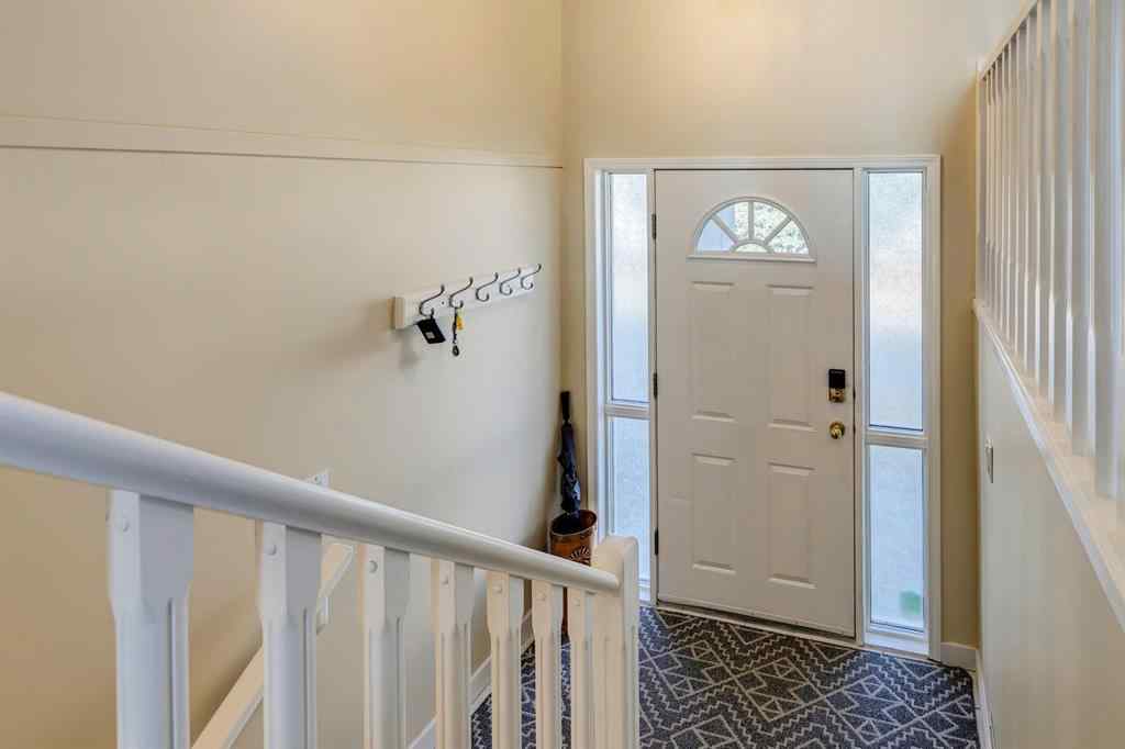 MLS® A2265866 - 19 Sunlake Gardens SE in Sundance Calgary, Residential