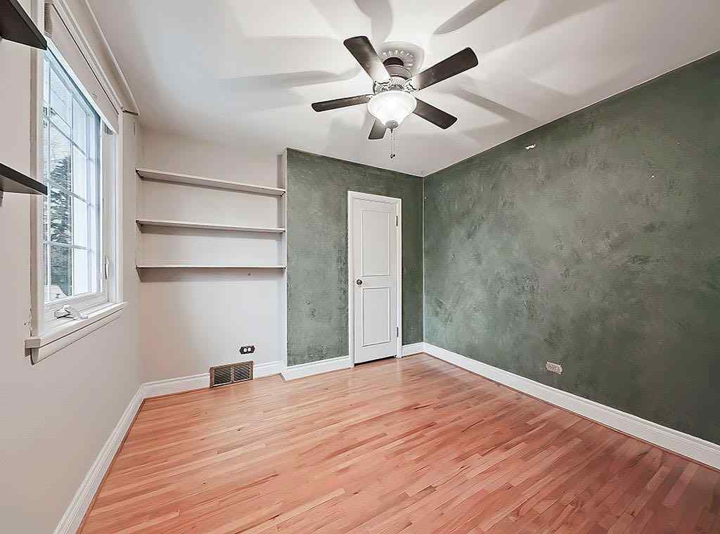 MLS® A2265871 - 2540 32 Avenue SW in Richmond Calgary, Residential