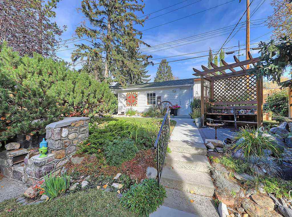 MLS® A2265871 - 2540 32 Avenue SW in Richmond Calgary, Residential