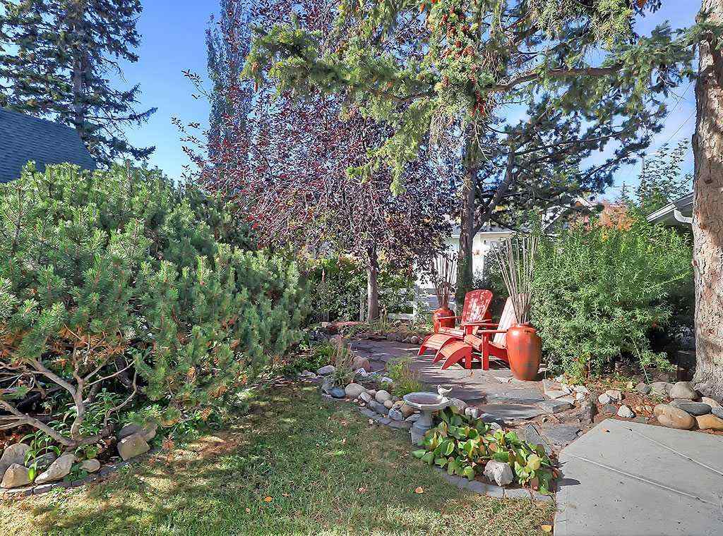 MLS® A2265871 - 2540 32 Avenue SW in Richmond Calgary, Residential