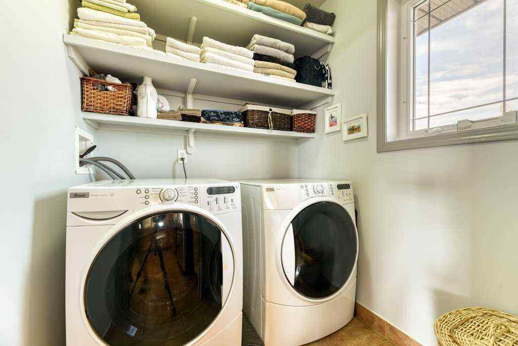 MLS® A2265877 - 255075 Township Road 215A   in NONE Rural Wheatland County, Residential