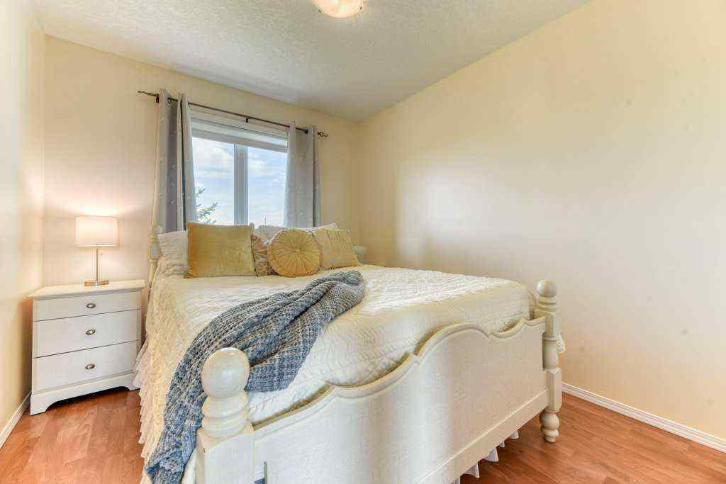 MLS® A2265877 - 255075 Township Road 215A   in NONE Rural Wheatland County, Residential