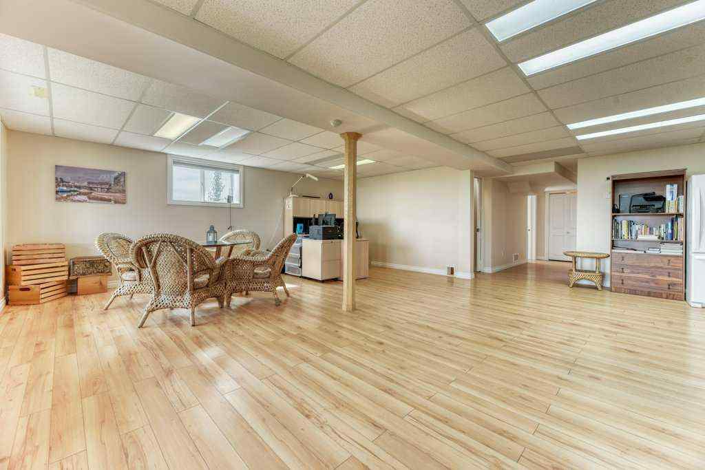 MLS® A2265877 - 255075 Township Road 215A   in NONE Rural Wheatland County, Residential