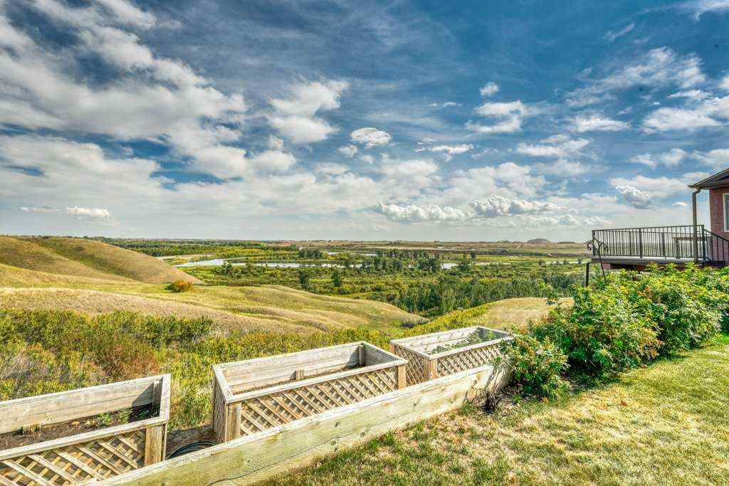 MLS® A2265877 - 255075 Township Road 215A   in NONE Rural Wheatland County, Residential