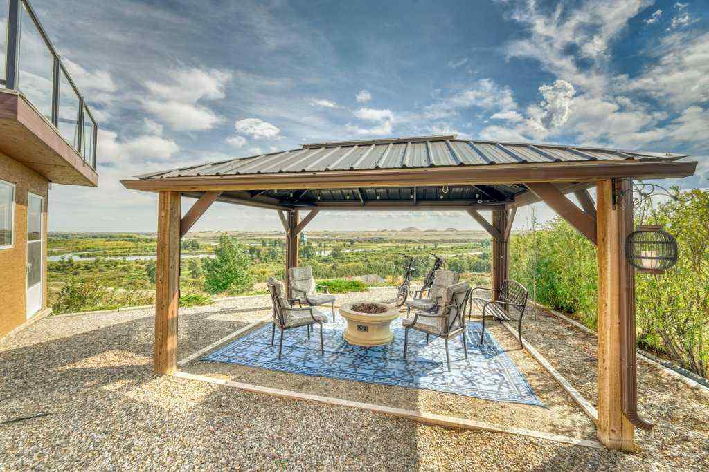 MLS® A2265877 - 255075 Township Road 215A   in NONE Rural Wheatland County, Residential