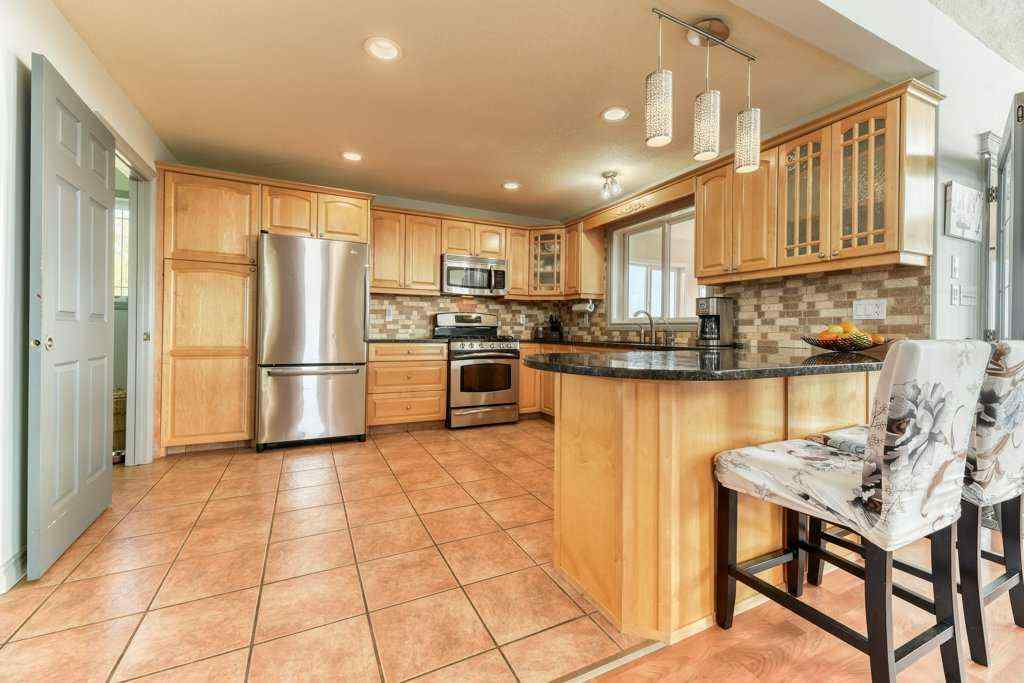 MLS® A2265877 - 255075 Township Road 215A   in NONE Rural Wheatland County, Residential