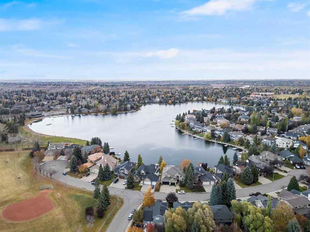MLS® A2265880 - 399 Sunlake Road SE in Sundance Calgary, Residential