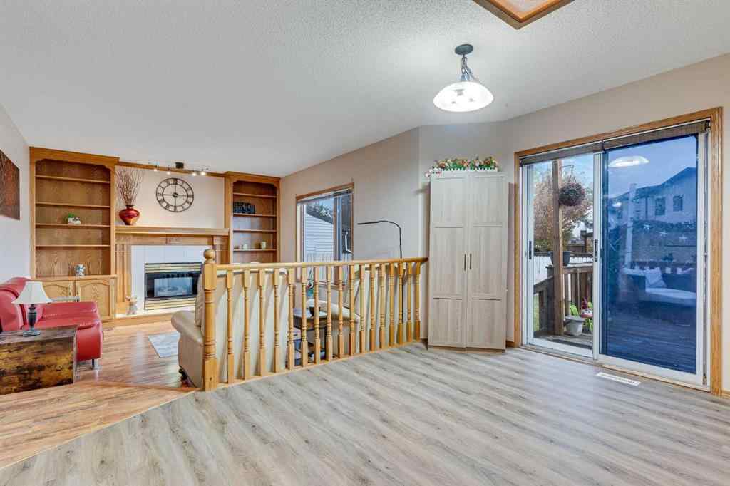 MLS® A2265880 - 399 Sunlake Road SE in Sundance Calgary, Residential