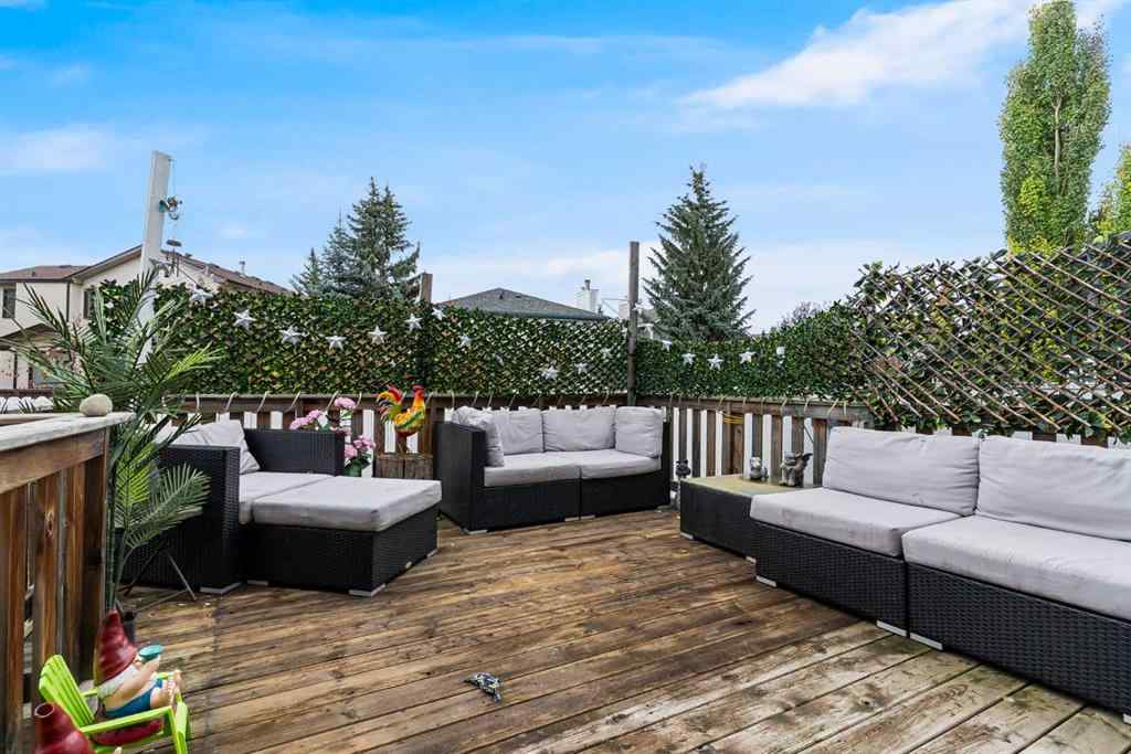 MLS® A2265880 - 399 Sunlake Road SE in Sundance Calgary, Residential