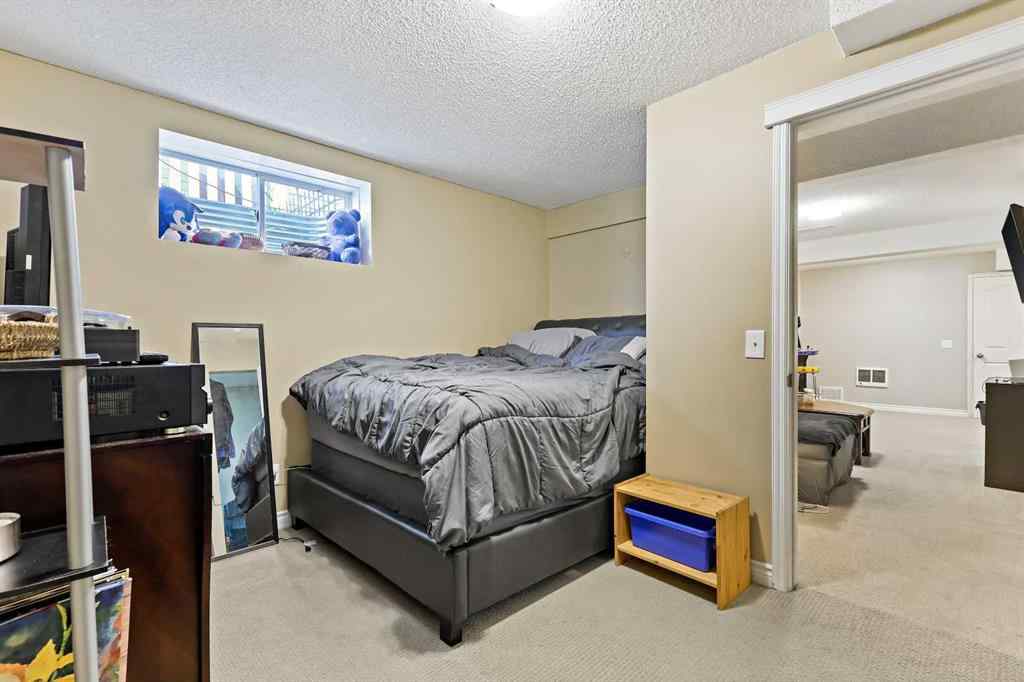 MLS® A2265881 - 32 Millrise Crescent SW in Millrise Calgary, Residential