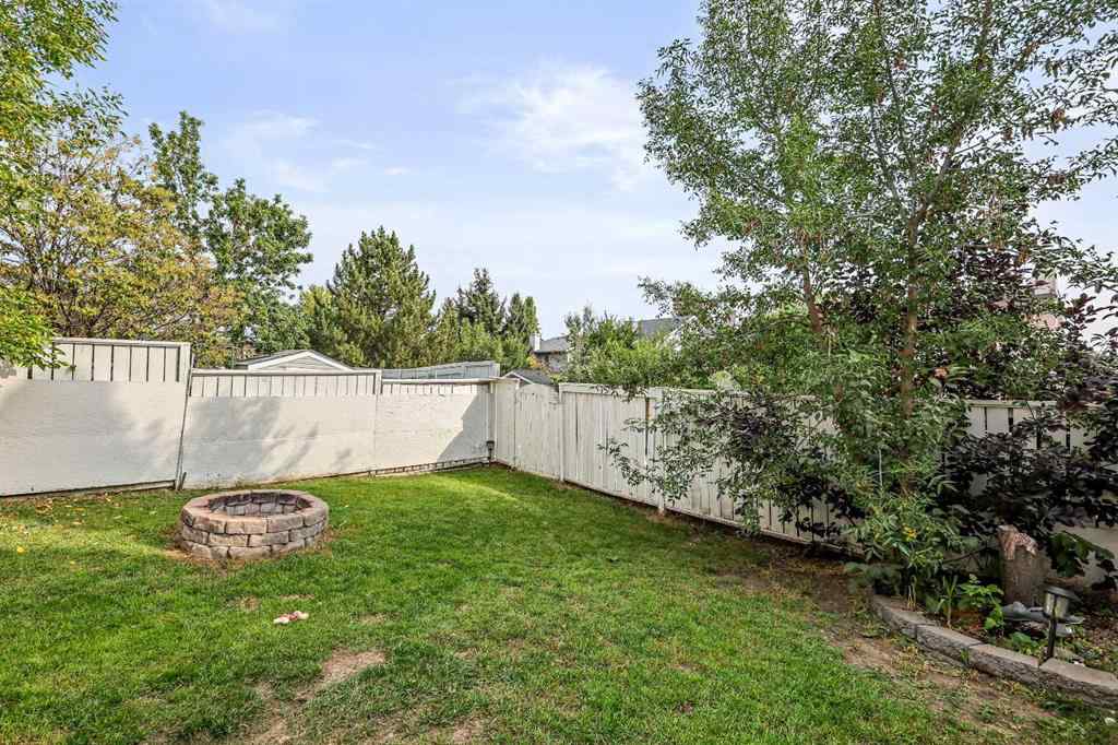 MLS® A2265881 - 32 Millrise Crescent SW in Millrise Calgary, Residential