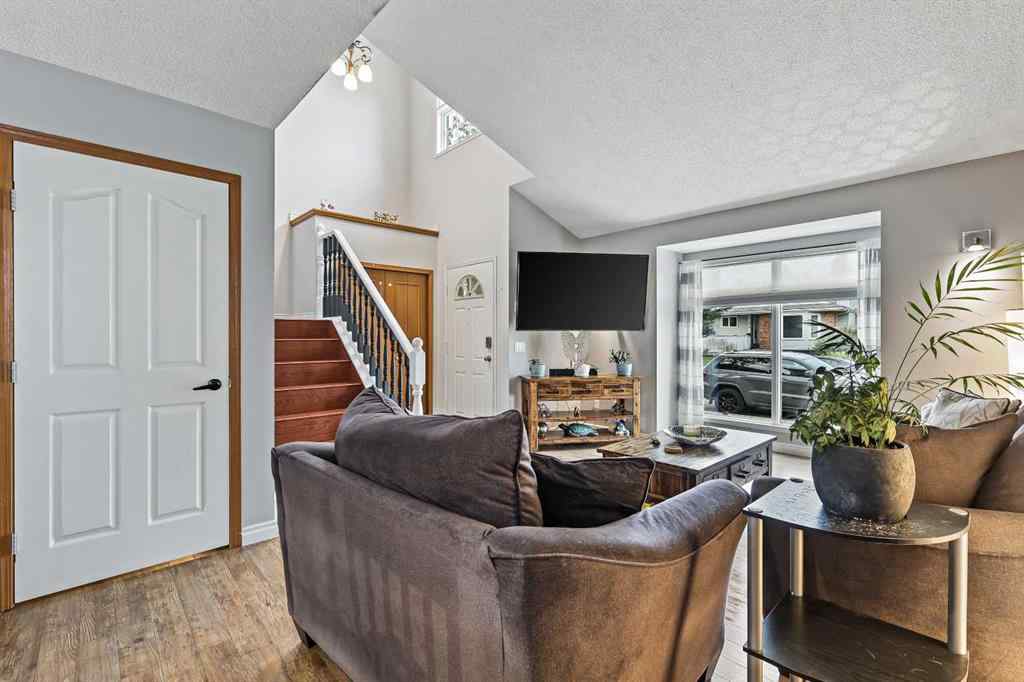 MLS® A2265881 - 32 Millrise Crescent SW in Millrise Calgary, Residential