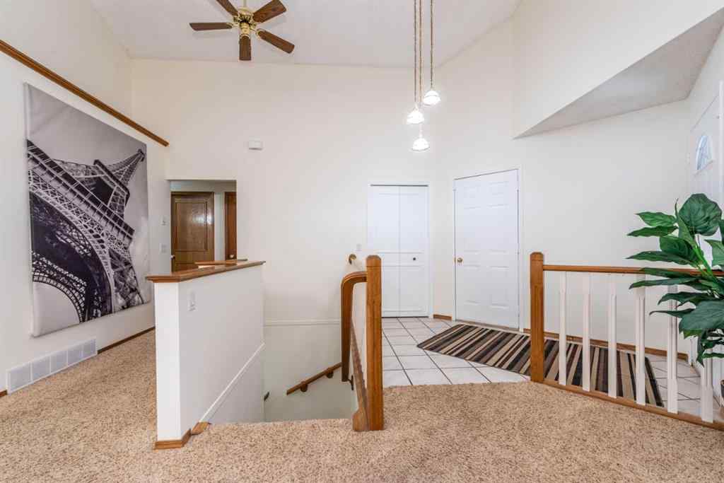 MLS® A2265883 - 251 Douglas Woods Drive SE in Douglasdale/Glen Calgary, Residential