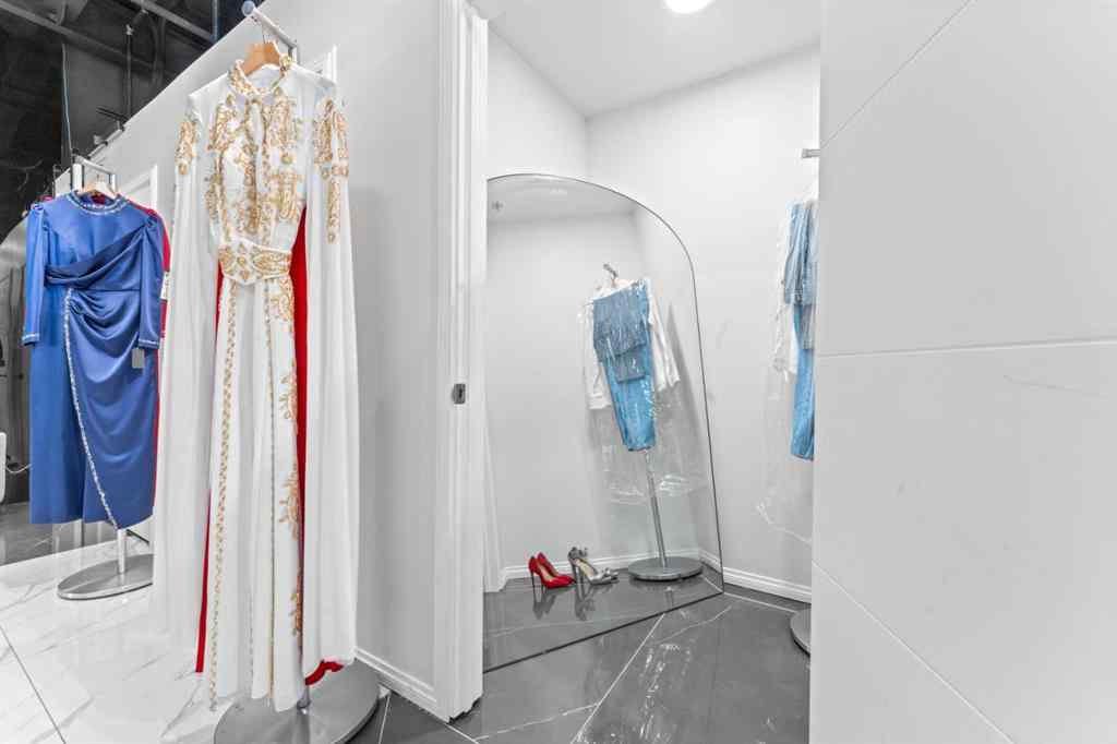 MLS® A2265886 - 3131 27 Street NE in Sunridge Calgary, Commercial