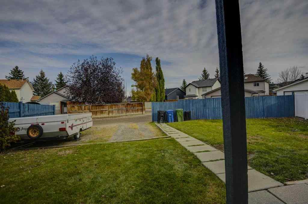 MLS® A2265889 - 217 Somerside Close SW in Somerset Calgary, Residential