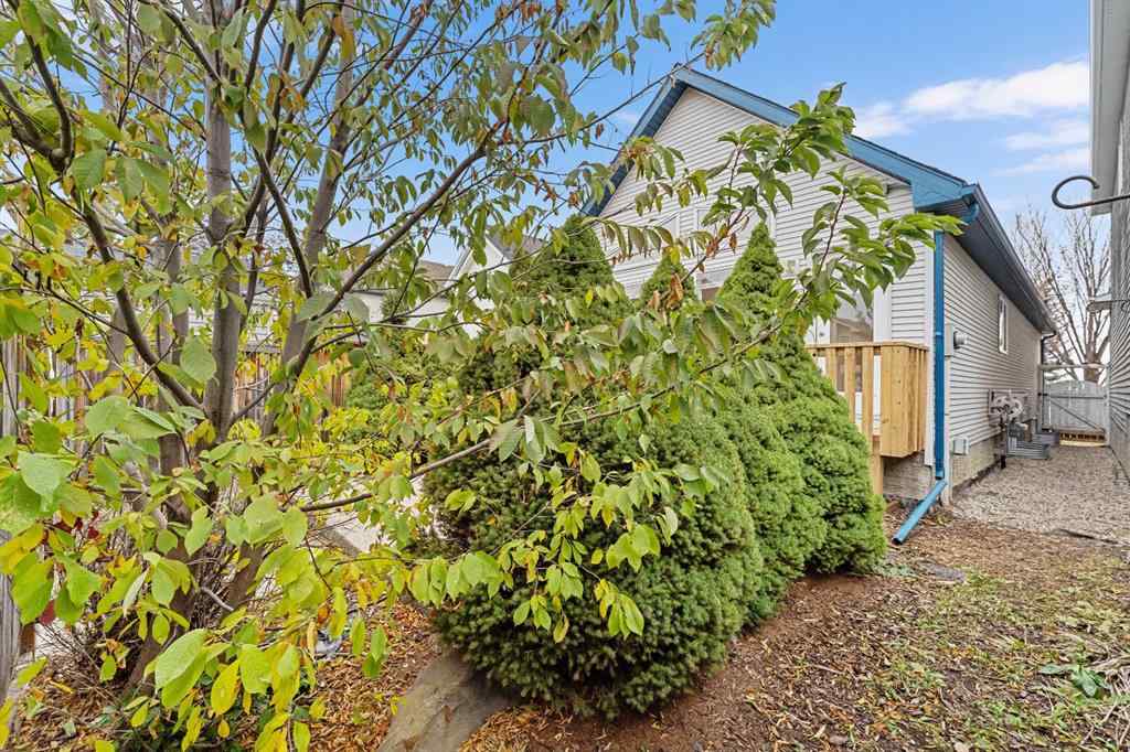 MLS® A2265895 - 203 Prestwick Heights SE in McKenzie Towne Calgary, Residential