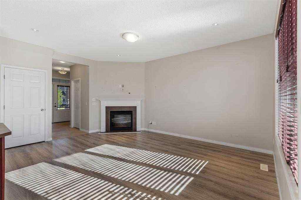 MLS® A2265896 - 724 Windridge Road SW in Windsong Airdrie, Residential