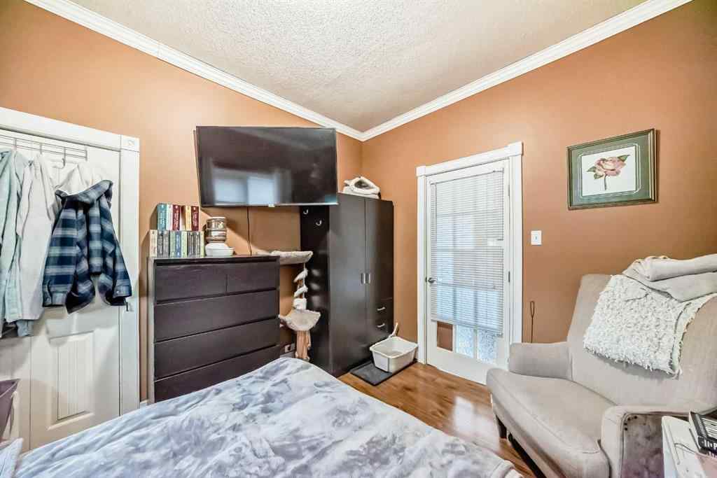 MLS® A2265897 - 427 4 Avenue SE in NONE High River, Residential