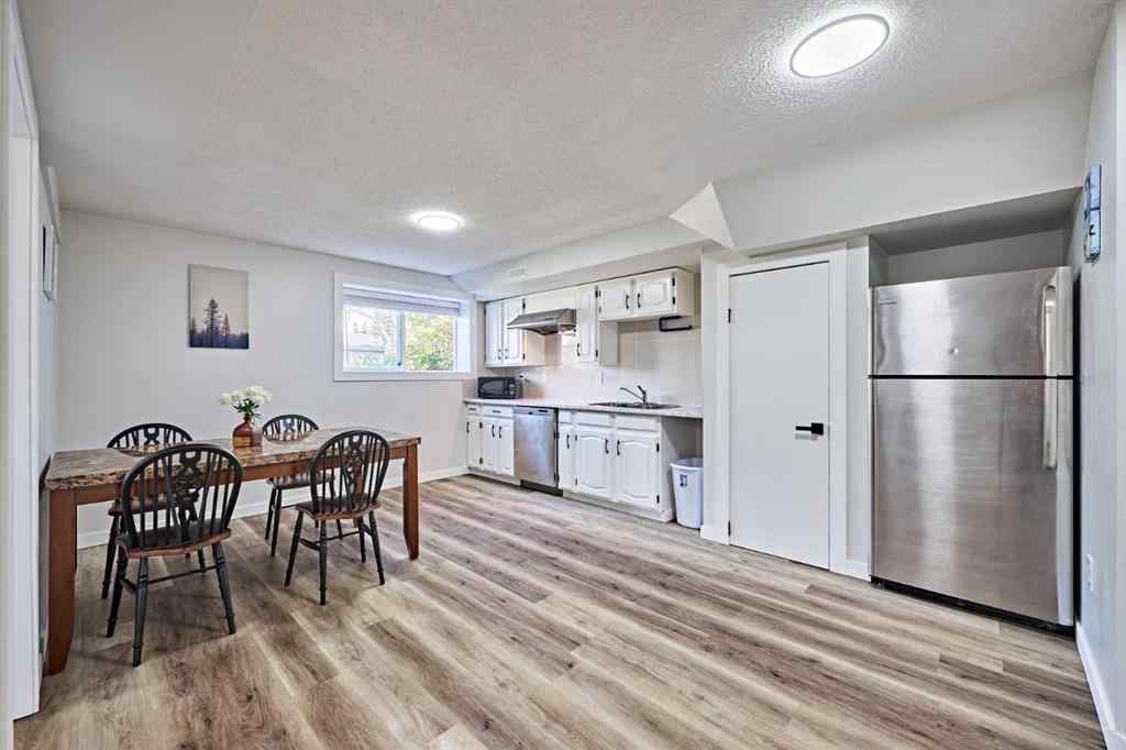MLS® A2265900 - 1371 BERKLEY Drive NW in Beddington Heights Calgary, Residential