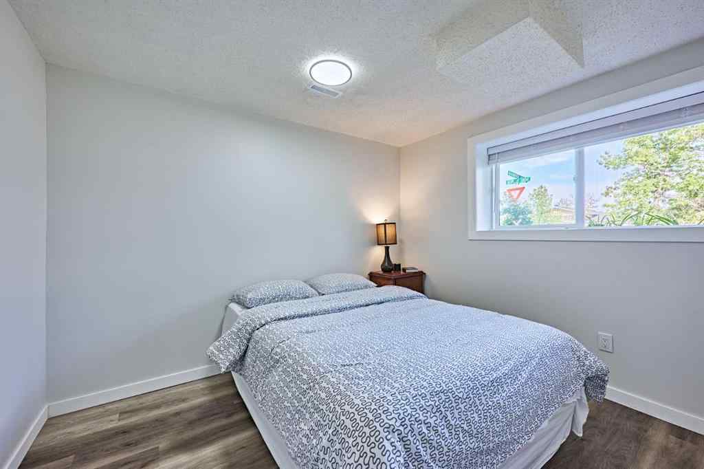 MLS® A2265900 - 1371 BERKLEY Drive NW in Beddington Heights Calgary, Residential