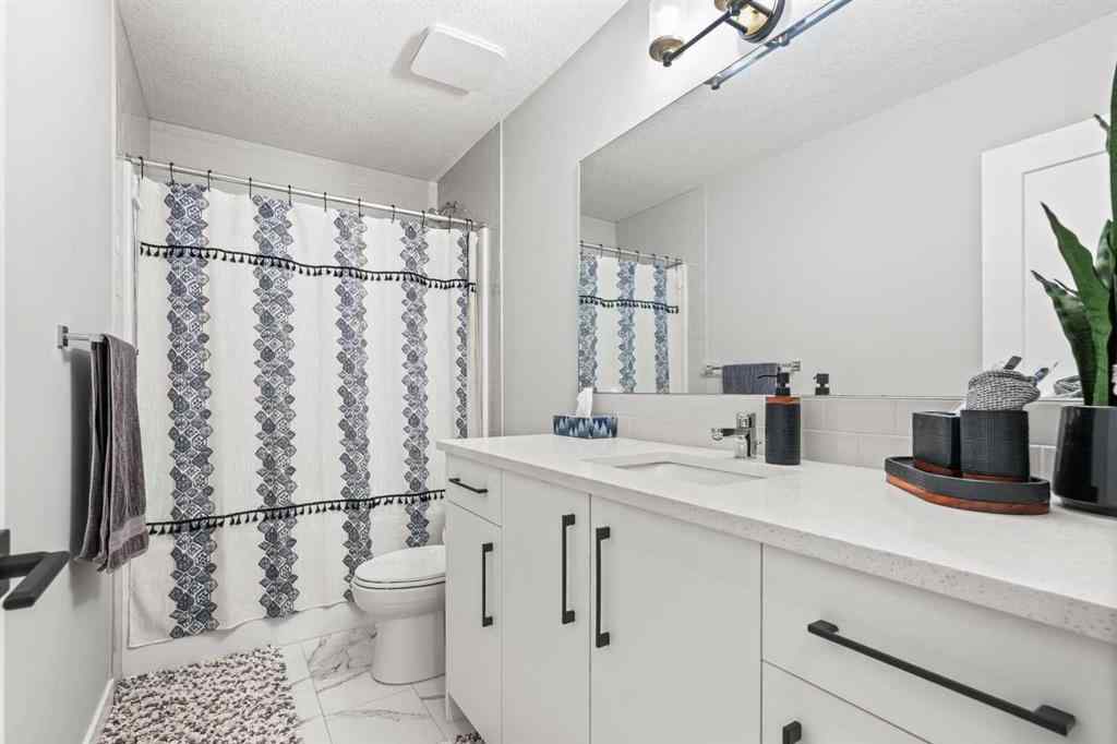 MLS® A2265901 - 169 Dawson Harbour Heights  in Dawson\'s Landing Chestermere, Residential